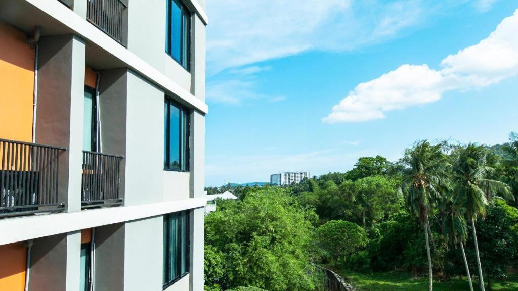 B2 Phuket Boutique & Budget Hotel Bagian luar foto