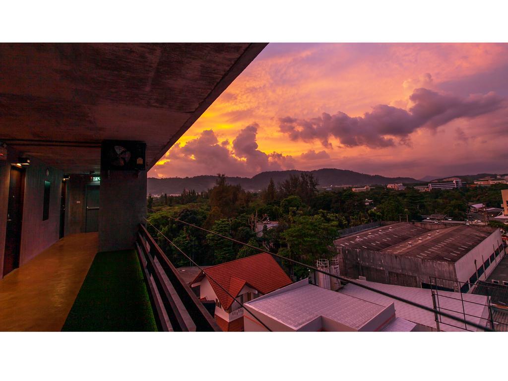 B2 Phuket Boutique & Budget Hotel Bagian luar foto
